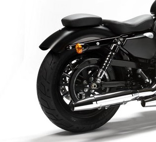 harley-davidson-2013-sportster-iron-883-special-edition_40